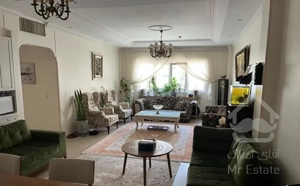 ۱۲۰متری سه خواب فروشی