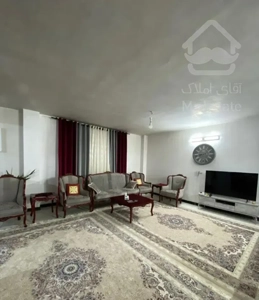 آپارتمان ۱۱۱متری/ طبقه اول