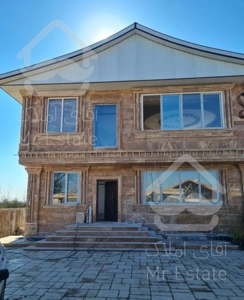 ویلا سند دار ۲۱۰ متری با ۳۹۰ متر زمین