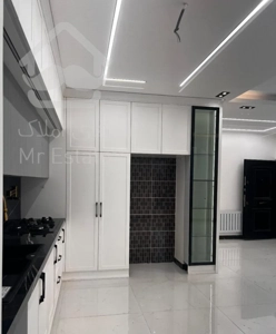 آپارتمان کم واحد خوش ساخت با متریال درجه یک