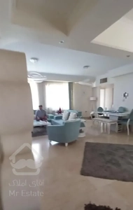 ۱۱۰ متر ،سه خوابه ،لنگری، خ فخری زاده،