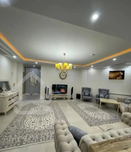 ۹۳متر غرق در نور تاپ لوکیشن