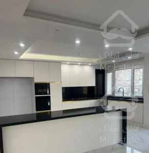 آجودانیه ۲۰۰متر ۳خ خوش نقشه شیک تک واحدی