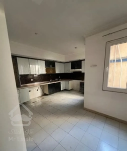 ۲۴۰متر صاحب قرانیه ۴ خوابه زیر قیمت