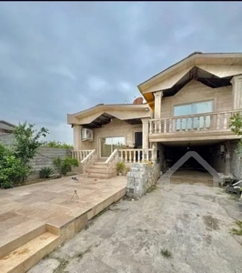 ویلا  نیم پیلوت ،شخصی ساز ،خوش نقشه ،دنج و ارام