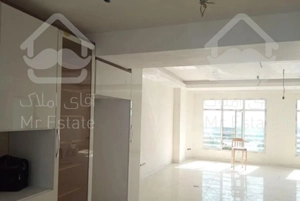 ۱۰۰ متر/ دو خواب /نوساز/ تک‌ واحدی