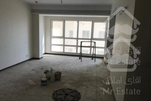 آپارتمان ۱۰۳ متر دو خواب برج نوساز و کلید نخورده