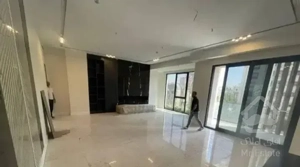 ۱۳۵متر،کلیدنخورده،پنجره‌قدی،نفت