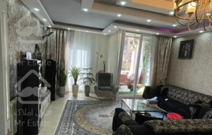 آپارتمان ۸۵ متر/دو خوابه فول/شهرک هما