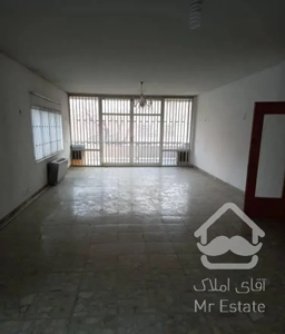 ۳۳۷ متر، ۴خواب، ایتالیا