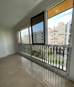 75 متر فول/ تک واحدی/ 10 ساله