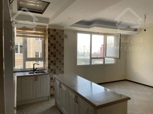 110 متر لوکیشن ناب پاسداران