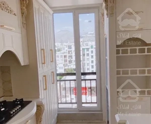 76متر/کلید نخورده/روبه افتاب