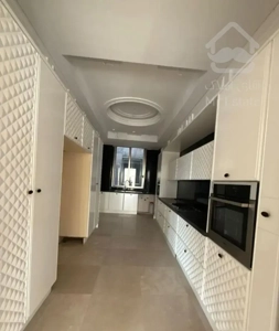 ۲۰۰متر/۳خوابه/تاپ لوکیشن فرمانیه/تک واحدی