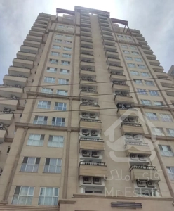 رهن و اجاره ۱۳۵ متری ۳ خواب باملند