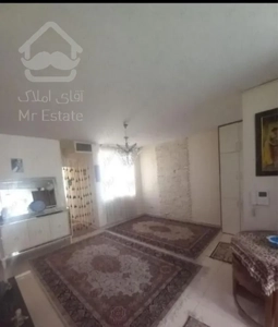 ۵۰متر / اسانسور/ طبقه اول