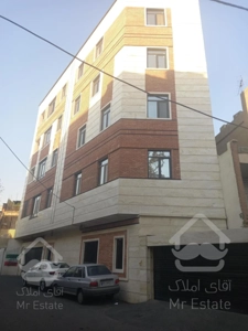 آپارتمان 120 متری دارای 3 خواب در محله ای آرام