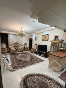 ۷۰متر/۲خوابه/فول/۱۲ساله/کادوس جنوبی