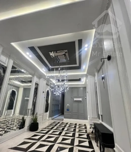 ۳۲۰متر صفر/استخر روباز درروف گاردن/شاهکار