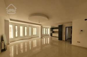 قدرتی واحد۱۱۷متری دوخوابه شیک وتمیز