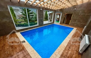 ویلای استخردار زیبا