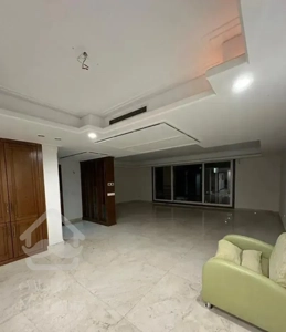 پایین ۱۳ ولنجک/ ۲۰۰ متر ۳ خواب/ فول امکانات