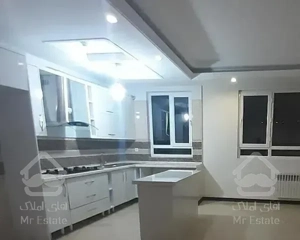 ۱۳۰متری*۳خواب*شهران شمالی