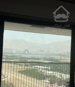 پنت هوس ۲۴۰ متر۳خواب مستر ویو دریاچه و چیتگر کوهک