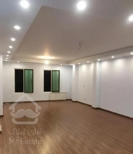 80متر، آلاله شرقی، سالن پرده خور