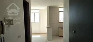 آپارتمان ۷۳ متری سند دار