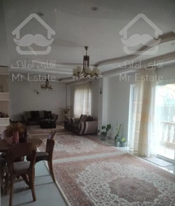 رهن کامل طبقه دوم تک واحدی نزدیک میدان نماز