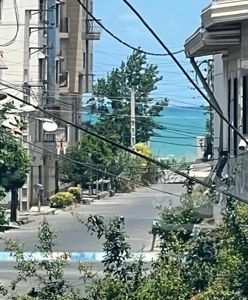 آپارتمان ساحلی مبله خوش نقشه چند قدمی دریا