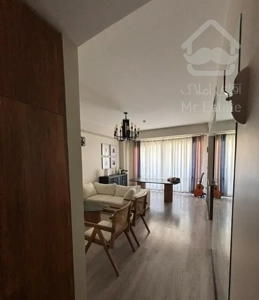 واحد دوخوابه /پنجره قدی