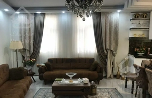 ۸۴متر ۲خواب فول ۵ساله ۲پارکینگ سندی