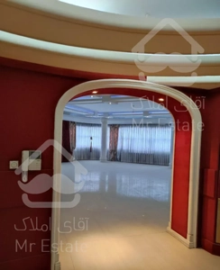 واحدبلوارسجادبنفشه۳۷۵متر    طبقه۵تخلیه۴خواب نورگیر