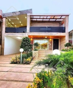 ویلا باغ ۳۰۰ متری  منطقه