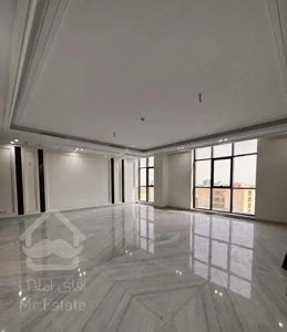 قیطریه/ ۱۷۳ متر ۳خواب نوساز / قیمت منصفانه