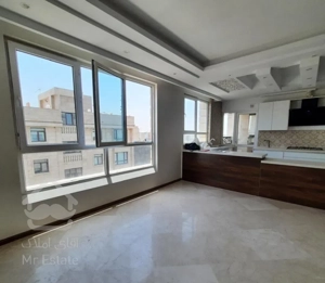 ۱۱۰متر تراورتن/کم واحد/سالن رو به آفتاب/باکس پونک