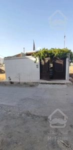 پوشاک پشت ایرانخودرو محمودوند کوچه گلستان ۶یامسجد