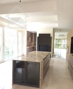 Penthouse apartment کامرانیه 630 متر