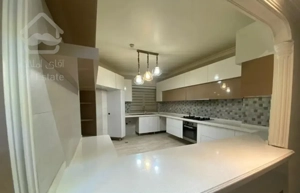 ۱۸۵ متر ۳ خواب صالح حسینی زیر قیمت منطقه