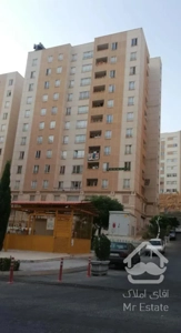 آپارتمان 95 متری دو خوابه دریاچه چیتگر ساحل