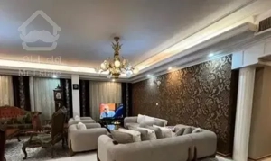 ۱۴۰ متری/سه خواب/کم واحدی/سردونبش