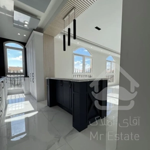 فروش واحد نور مستقیم جنوبی جنوبی نور مستقیم کم واحد