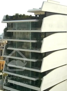 پنت هاوس مدرن با ویوو ۳۶۰درجه