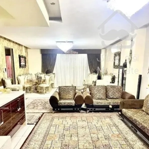 جنت آباد جنوبی/ 94 متر 2خ/ سالن پرده خور / دو نبش