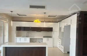 ۱۷۰متر آپارتمان اوایل کوثر لاله شخصی ساز