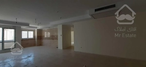 ۱۴۳متر سنددار منطقه۲۲ ویو بدون مشرف