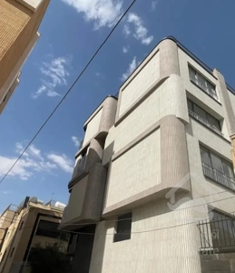 آپارتمان یکصد متری مشتاق دوم بلوار بازارچه