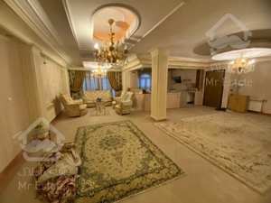 صرافها غرق در نور